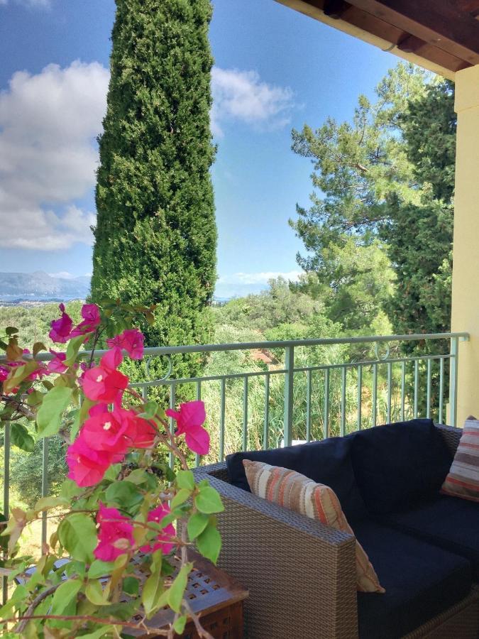 Gastouri Villa Pascalia With Heated Pool In October And Views Achilleion Exterior photo