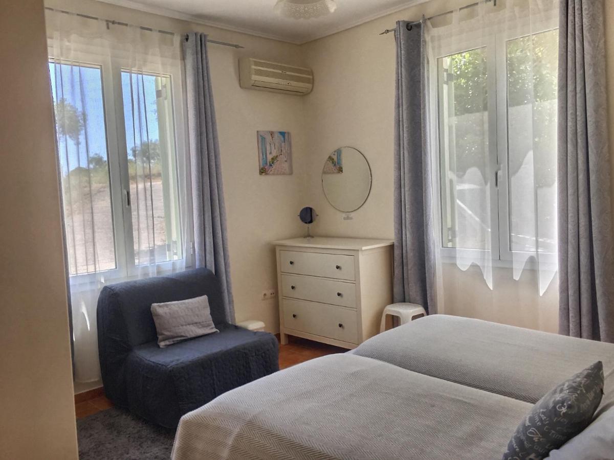 Gastouri Villa Pascalia With Heated Pool In October And Views Achilleion Exterior photo