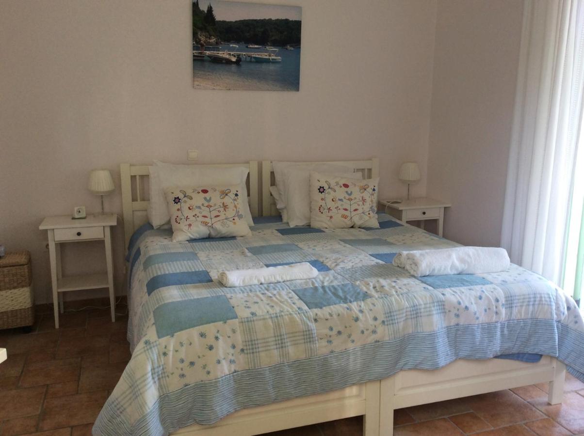Gastouri Villa Pascalia With Heated Pool In October And Views Achilleion Exterior photo